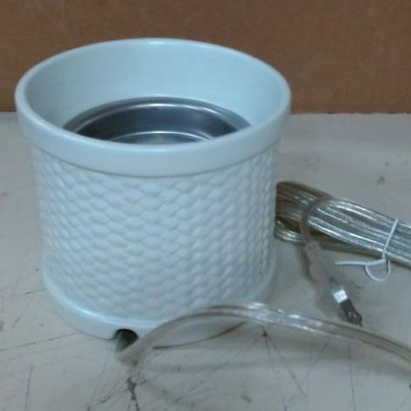 Wax Melt Warmer Yankee Candle Scenterpiece Basketweave - Picture 2 of 2